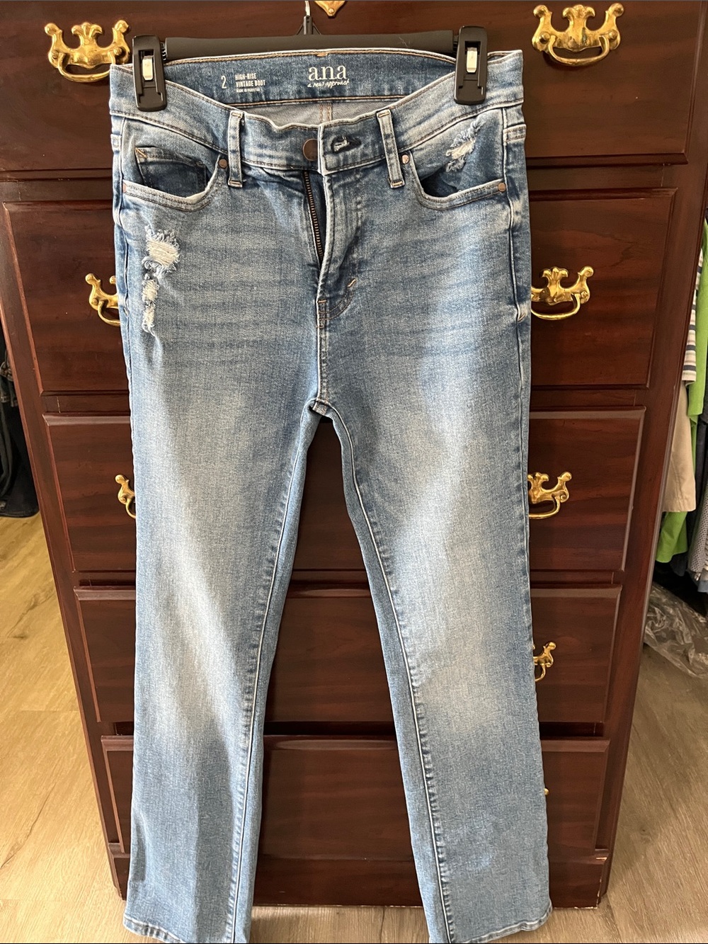 a.n.a Light Wash Distressed Women’s Jeans vintage boot cut